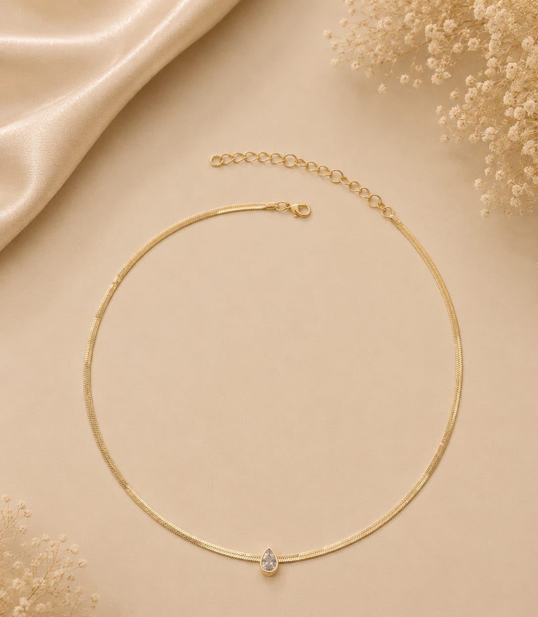 Colar Herringbone — corrente lisa com gota banhada a ouro 18K